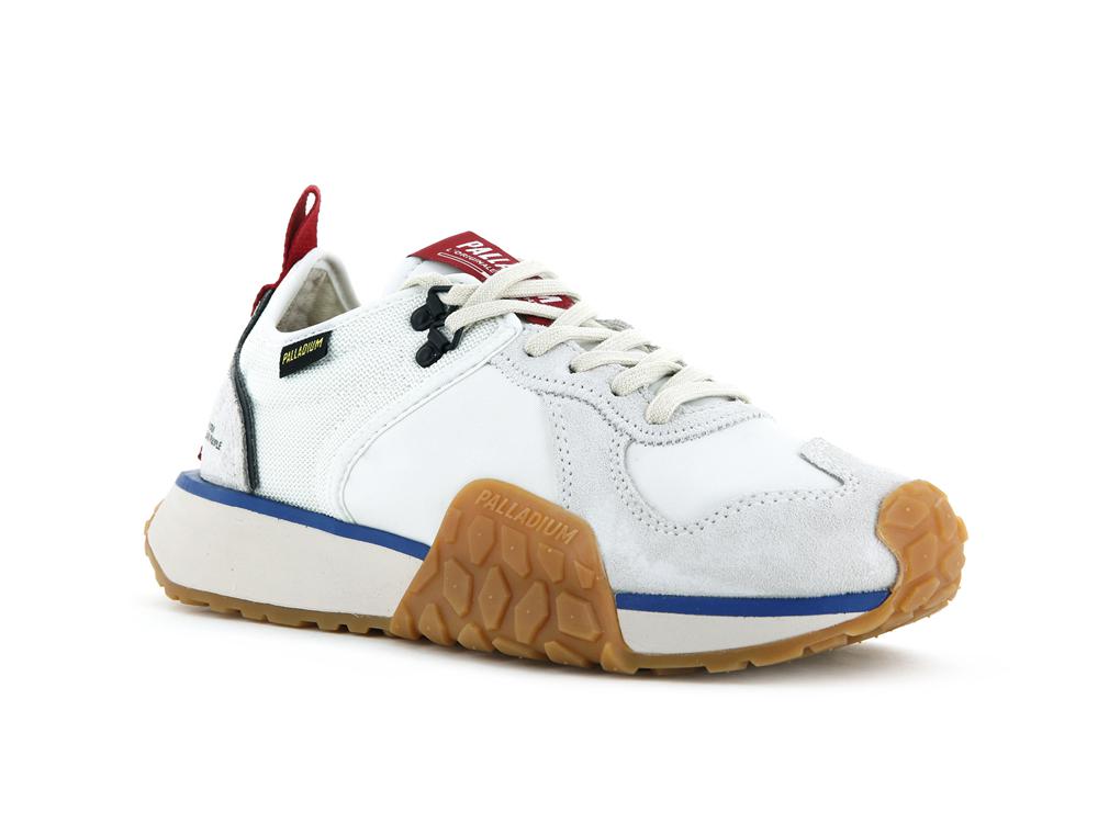 Star White Palladium TROOP RUNNER Kids' Low Top Sneakers  Israel |  94071-UVME